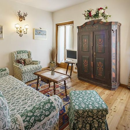 קורטינה ד'אמפזו Villa Tullia - Stayincortina מראה חיצוני תמונה